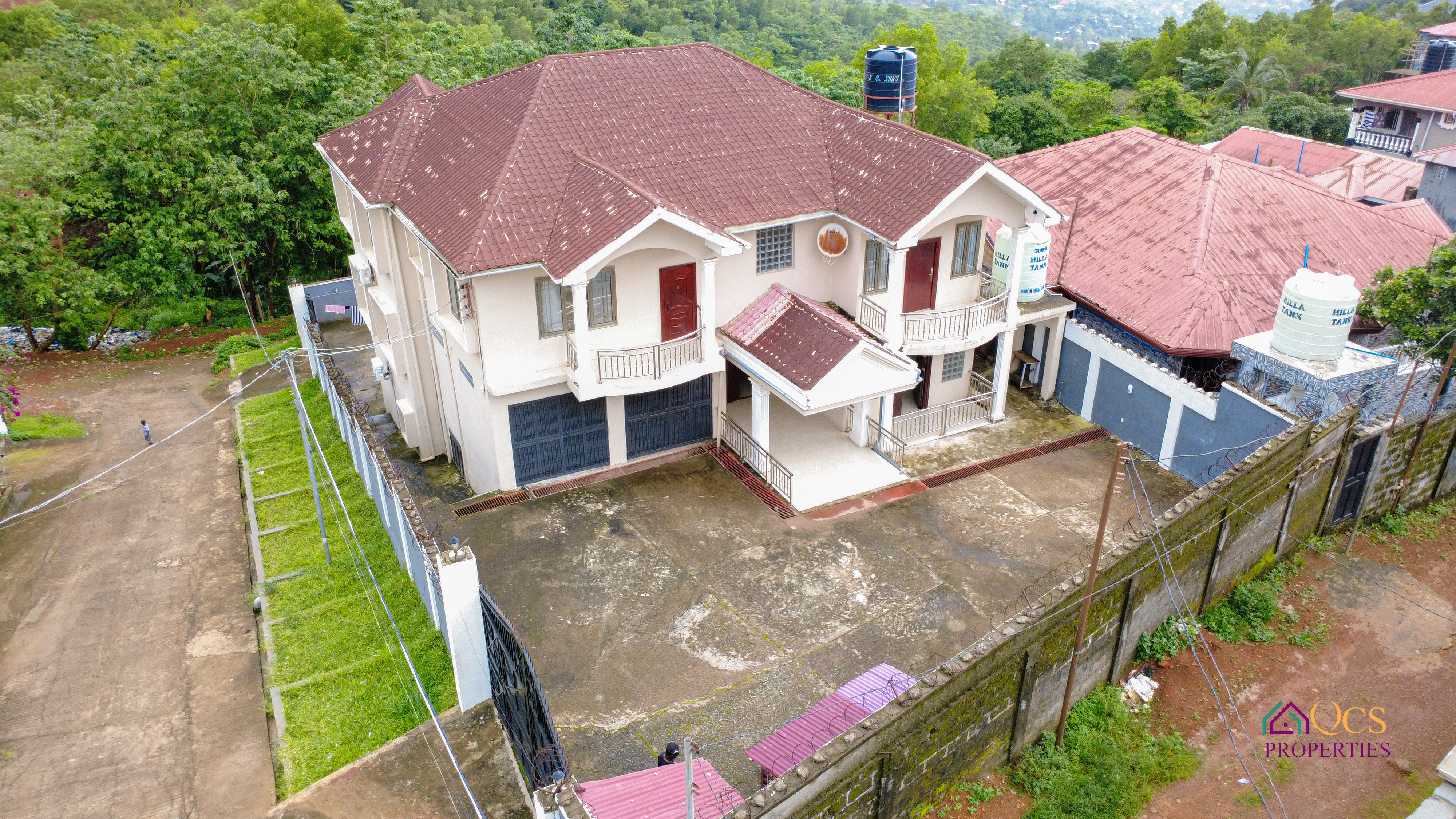 Newly Renovated 5-Bedrooms Fully Furnished Duplex Self House for Rent – SS Camp (Guma Drive) photo 5