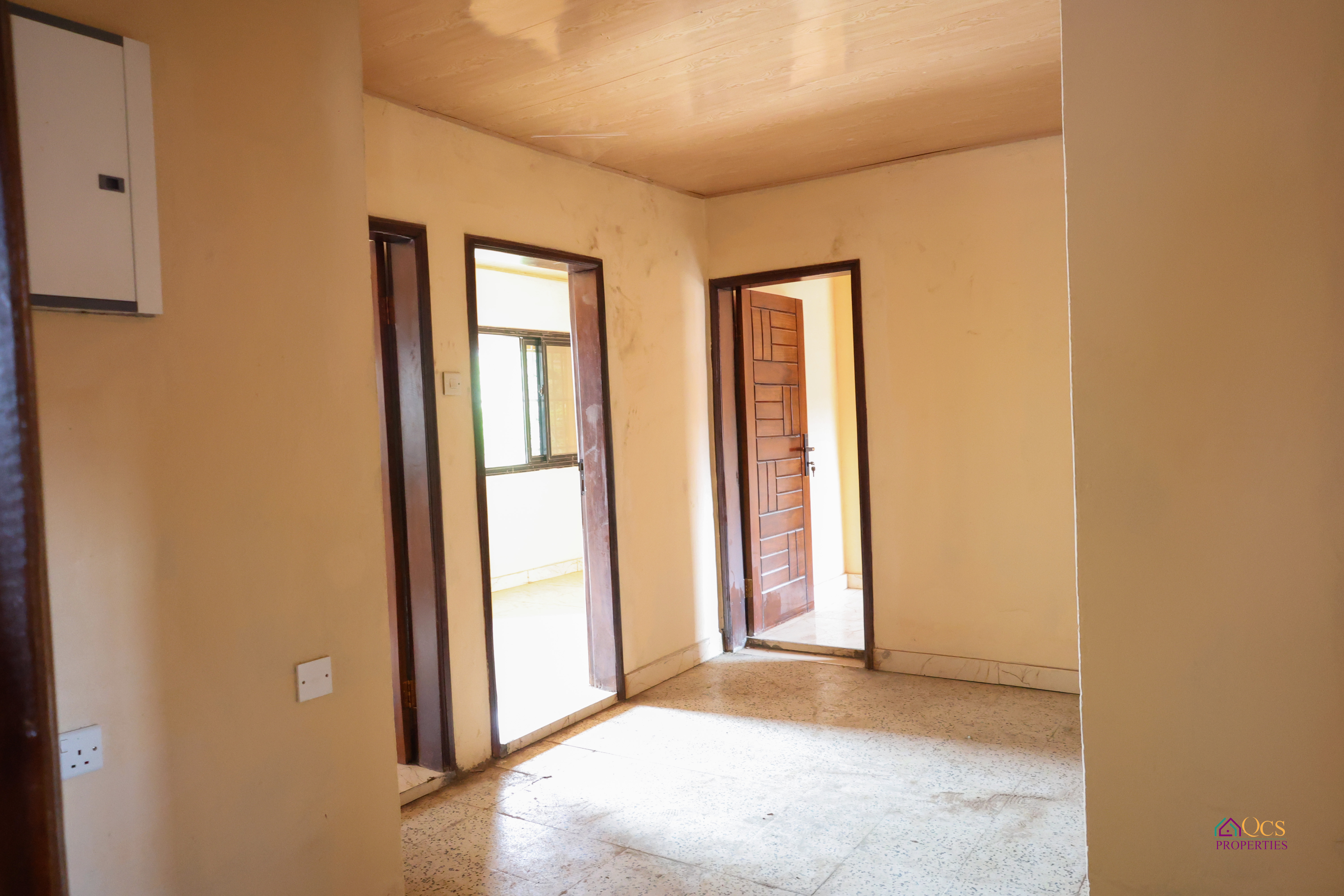 Newly Renovated 5-Bedroom Duplex for Rent – Wilkinson Road, Freetown photo 7