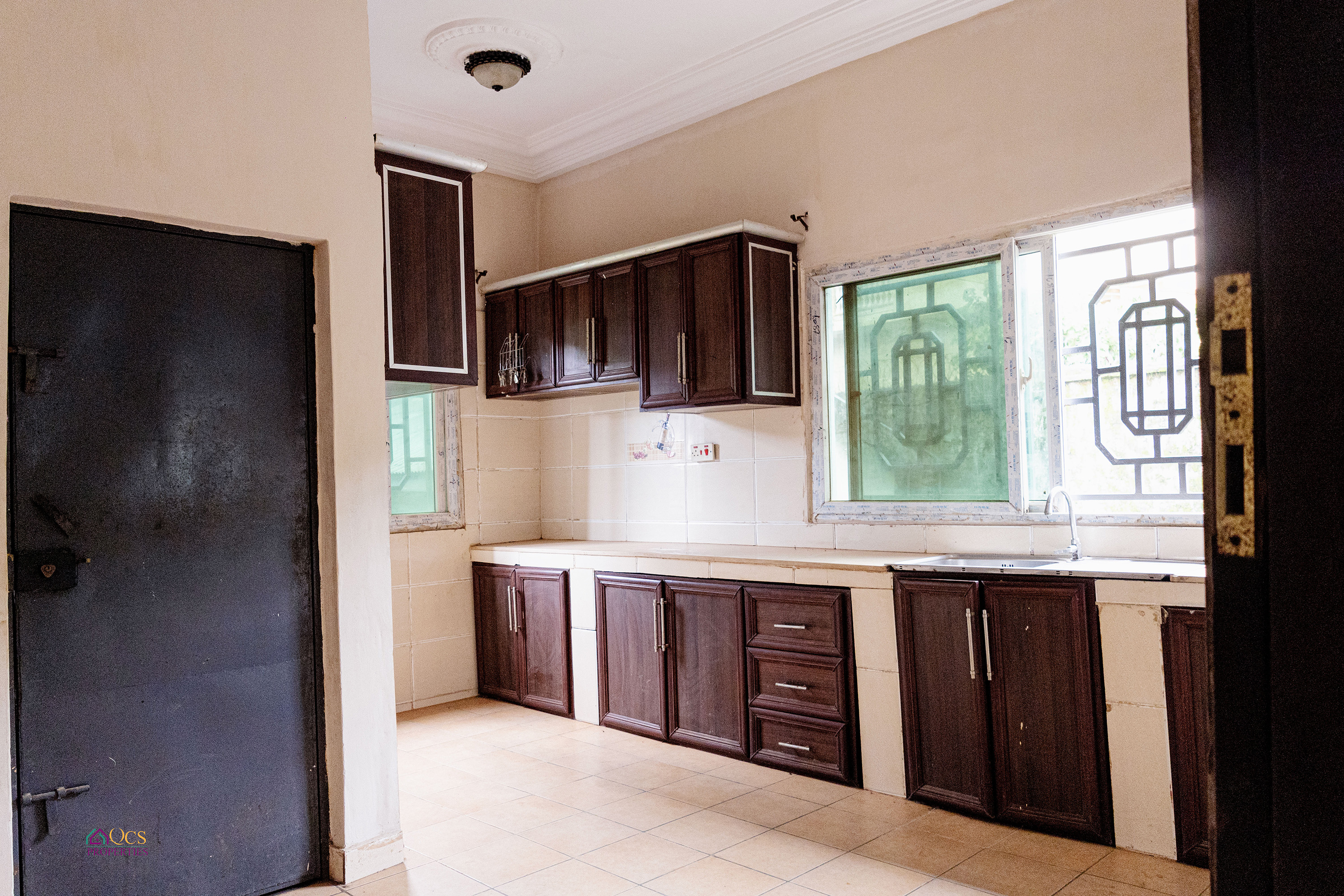 5-Bedrooms Duplex Self-Contained House for Rent – Angola, Goderich. photo 3